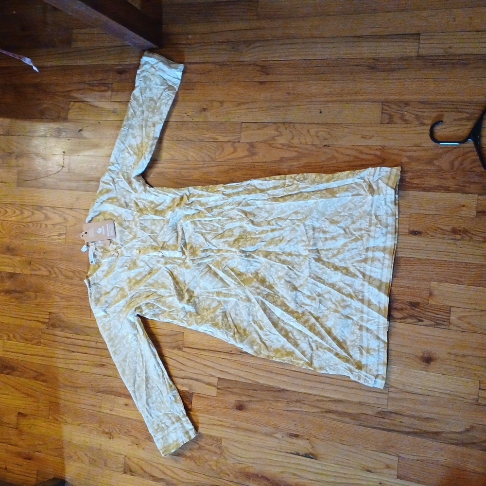 Pakistani suit